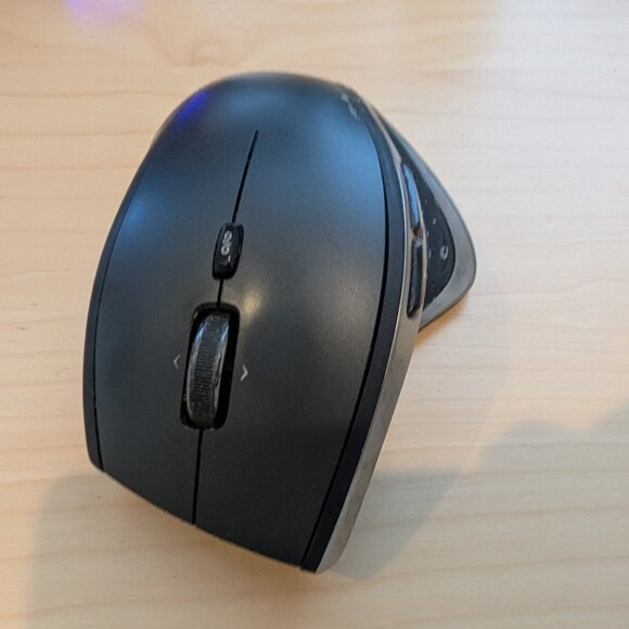 Logitech Performance MX Darkfield with dongle - Picture 3 of 6